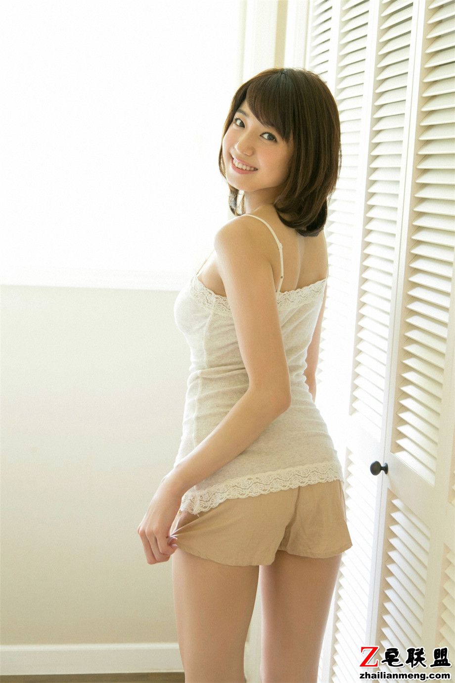 极品日本美女中村静香性感私房照写真集第4张