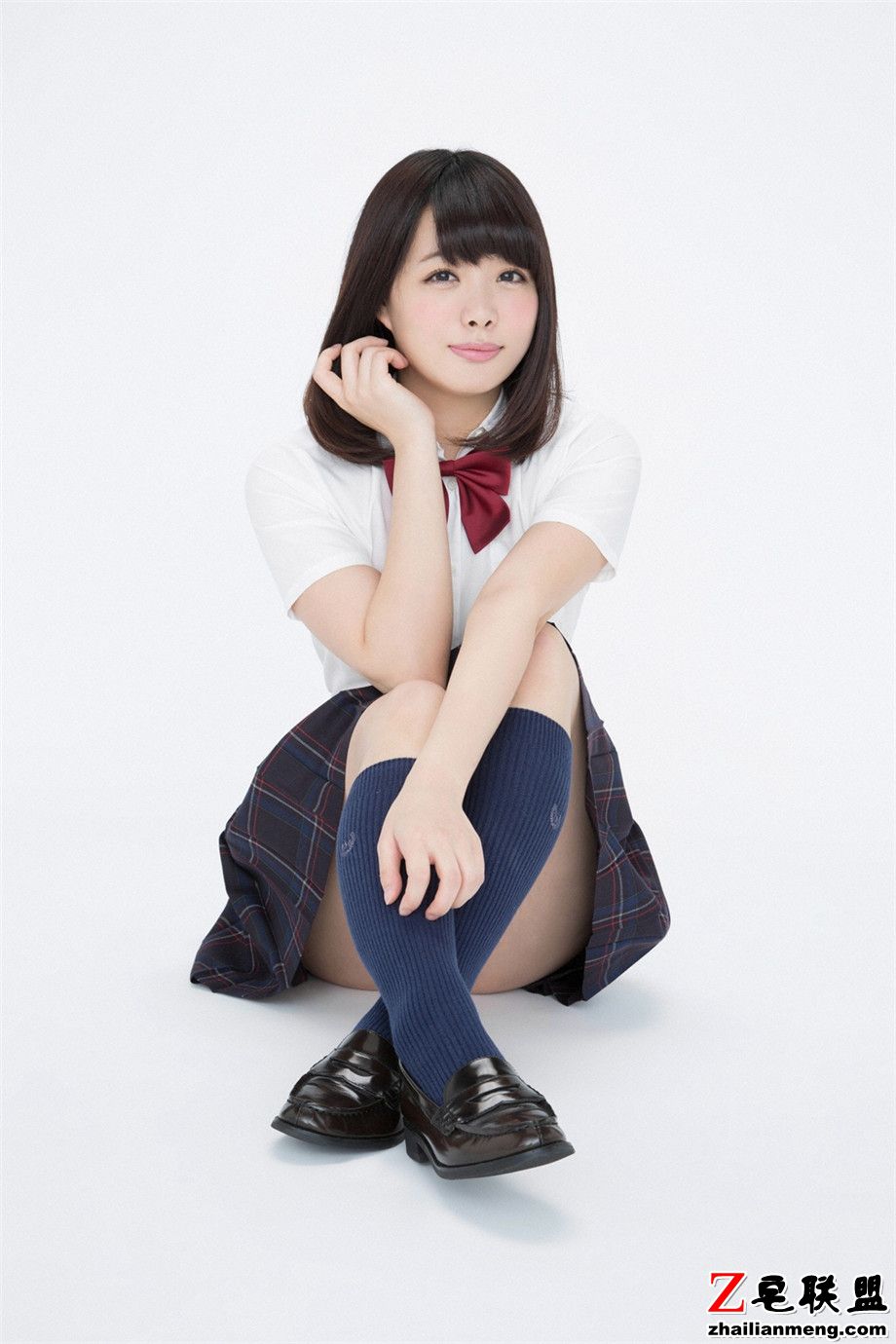 可爱日本美女萌木七海校服高清写真集第3张
