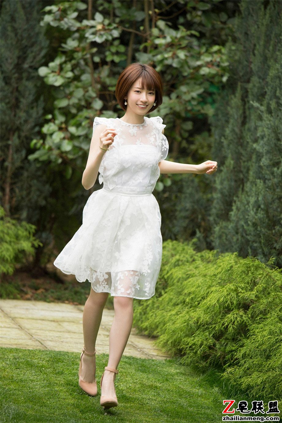 清纯可爱的日本美女短发图片第3张