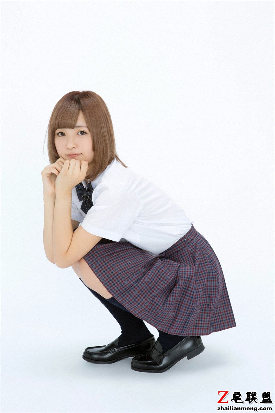 日本诱人学生制服美女羽月りっか高清<a href=/e/tags/?tagname=%E5%86%99%E7%9C%9F%E5%9B%BE%E7%89%87 target=_blank class=infotextkey>写真图片</a>第2张
