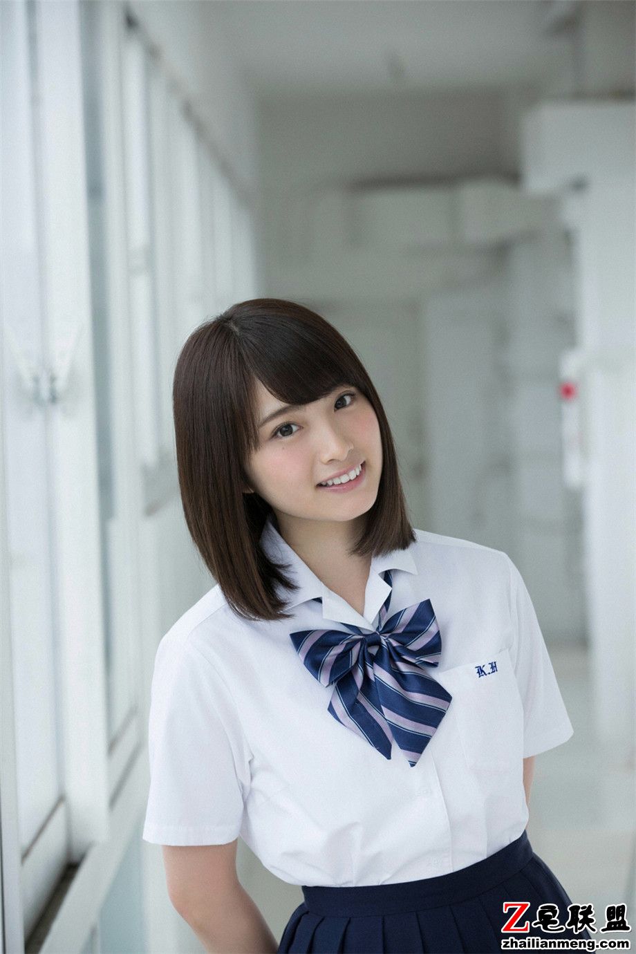 短发日本青春学生制服美女永井理子气质<a href=/e/tags/?tagname=%E5%86%99%E7%9C%9F%E5%9B%BE%E7%89%87 target=_blank class=infotextkey>写真图片</a>第2张