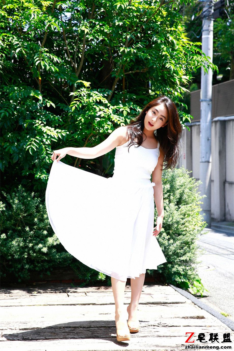 98年极品<a href=/e/tags/?tagname=%E6%97%A5%E6%9C%AC%E7%BE%8E%E5%A5%B3 target=_blank class=infotextkey>日本美女</a>平祐奈图片第2张