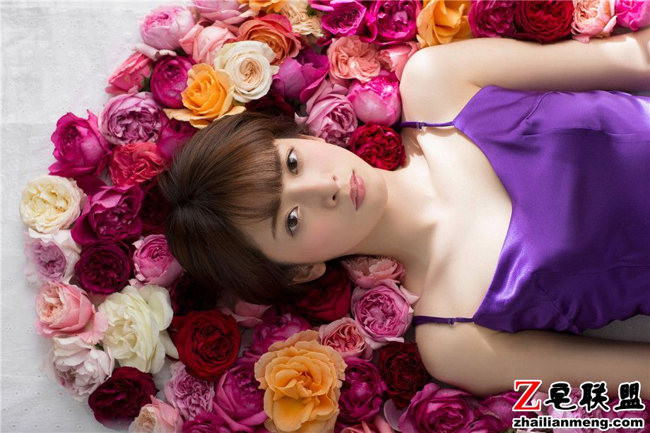 极品短发<a href=/e/tags/?tagname=%E6%97%A5%E6%9C%AC%E7%BE%8E%E5%A5%B3 target=_blank class=infotextkey>日本美女</a>桥本奈奈未写真集第2张