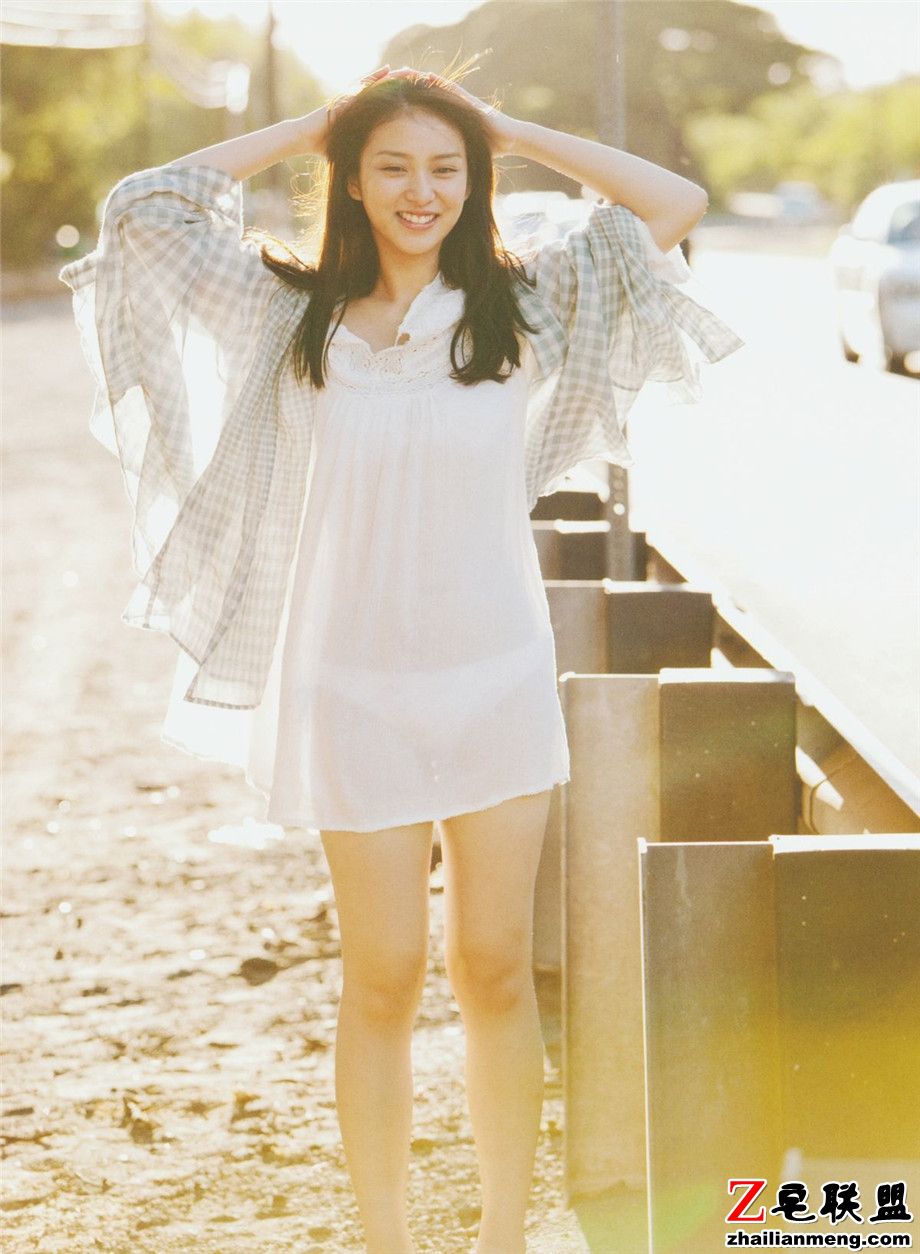 极品<a href=/e/tags/?tagname=%E6%97%A5%E6%9C%AC%E7%BE%8E%E5%A5%B3 target=_blank class=infotextkey>日本美女</a>武井咲性感外拍<a href=/e/tags/?tagname=%E5%86%99%E7%9C%9F%E5%9B%BE%E7%89%87 target=_blank class=infotextkey>写真图片</a>大全第2张