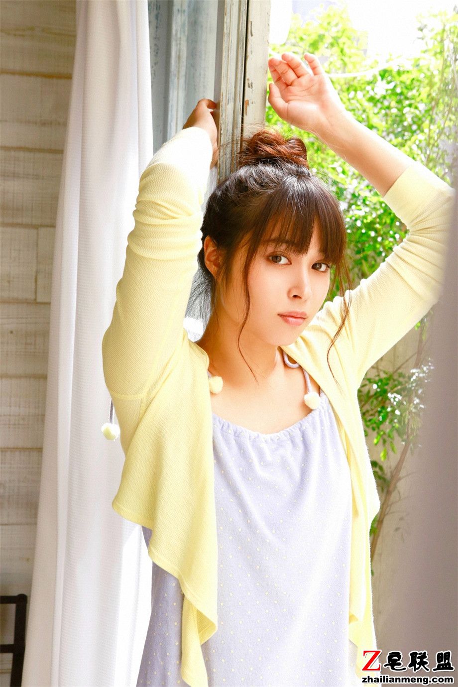 90后<a href=/e/tags/?tagname=%E6%B8%85%E7%BA%AF target=_blank class=infotextkey>清纯</a>日本<a href=/e/tags/?tagname=%E7%BE%8E%E5%A5%B3 target=_blank class=infotextkey>美女</a>广濑爱丽丝<a href=/e/tags/?tagname=%E5%86%99%E7%9C%9F target=_blank class=infotextkey>写真</a>图片第1张