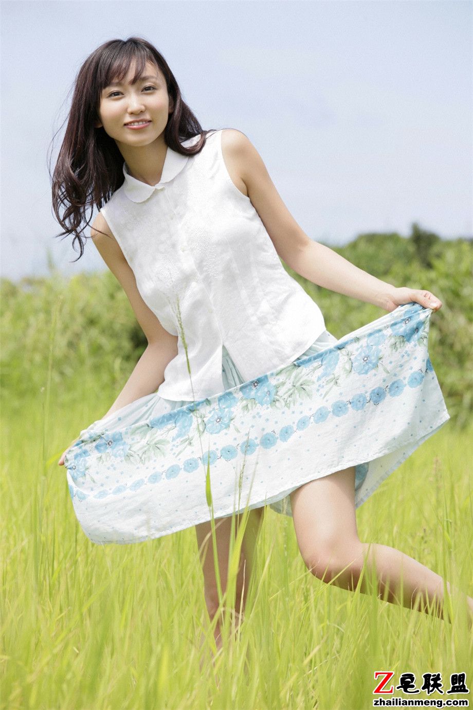 极品清纯日本美女吉木梨纱写真外拍图片第3张