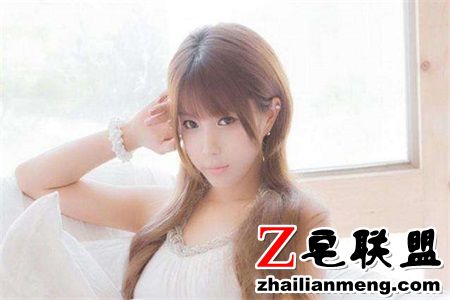 1564370440883421.jpg 劈腿出轨有哪些预兆?首先从交往时的分寸感得知