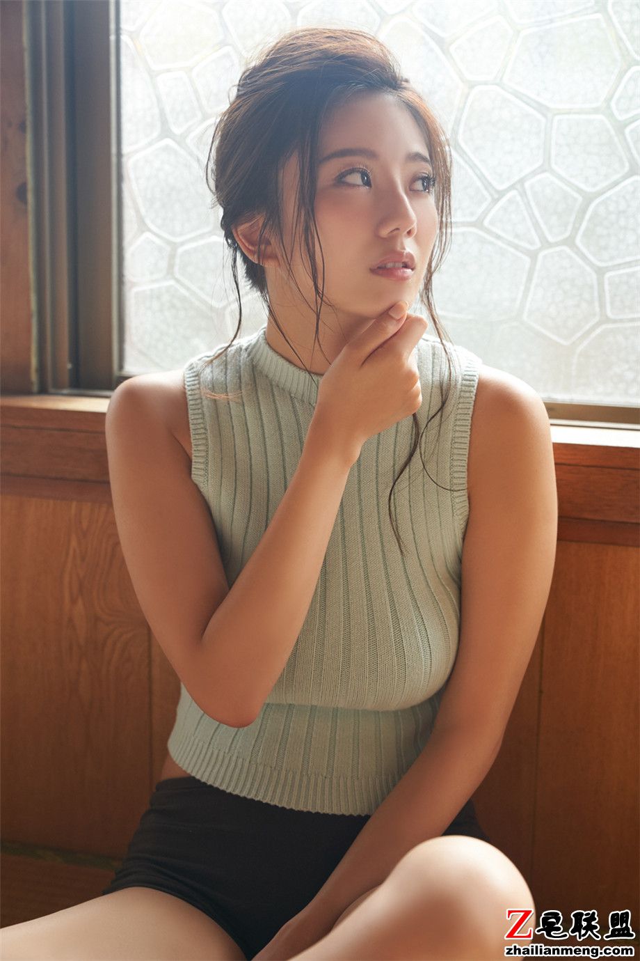 90后极品日本美女伊东纱治子图片第5张