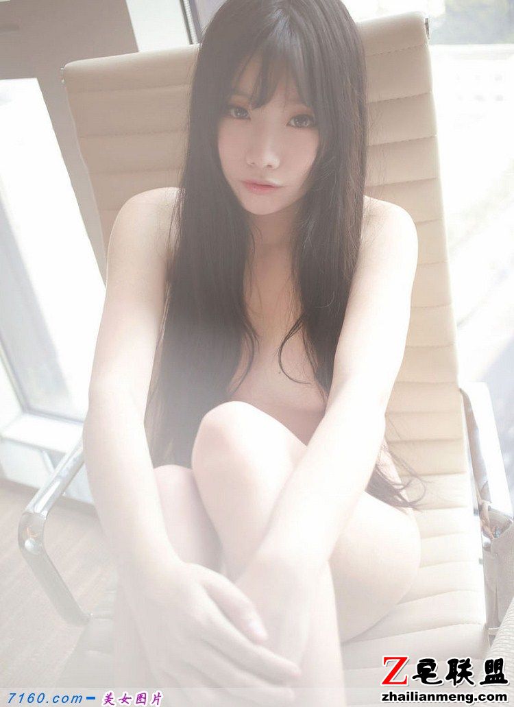 水嫩妹妹鲜嫩<a href=/e/tags/?tagname=%E7%BE%8E%E4%B9%B3 target=_blank class=infotextkey>美乳</a>一丝不挂<a href=/e/tags/?tagname=%E8%AF%B1%E6%83%91 target=_blank class=infotextkey>诱惑</a>艺术摄影