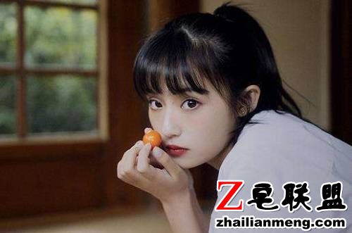 风韵多水的老熟妇丈夫去世后独居生活