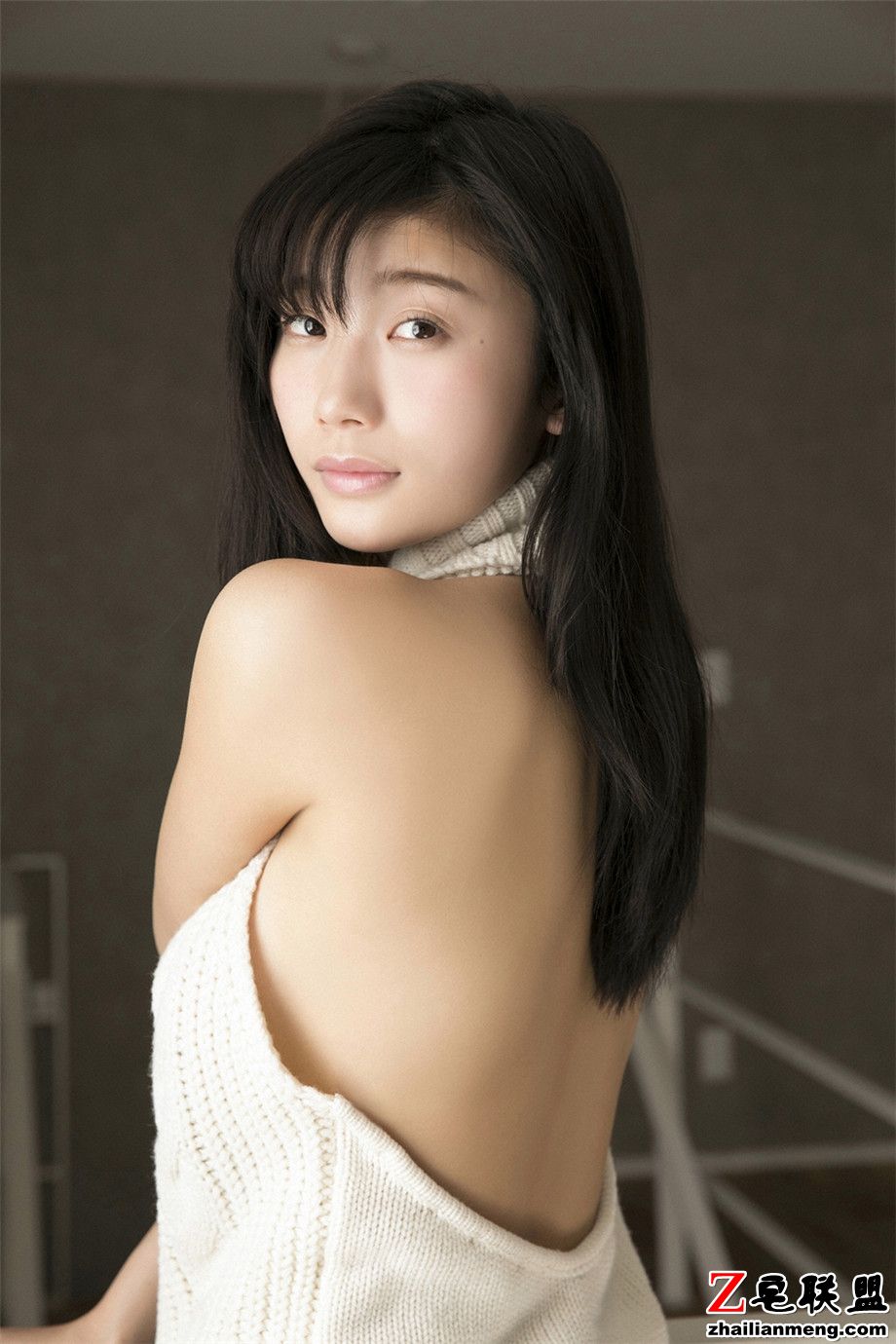 性感<a href=/e/tags/?tagname=%E6%97%A5%E6%9C%AC%E7%BE%8E%E5%A5%B3 target=_blank class=infotextkey>日本美女</a>小仓优香生活照私房写真集第2张