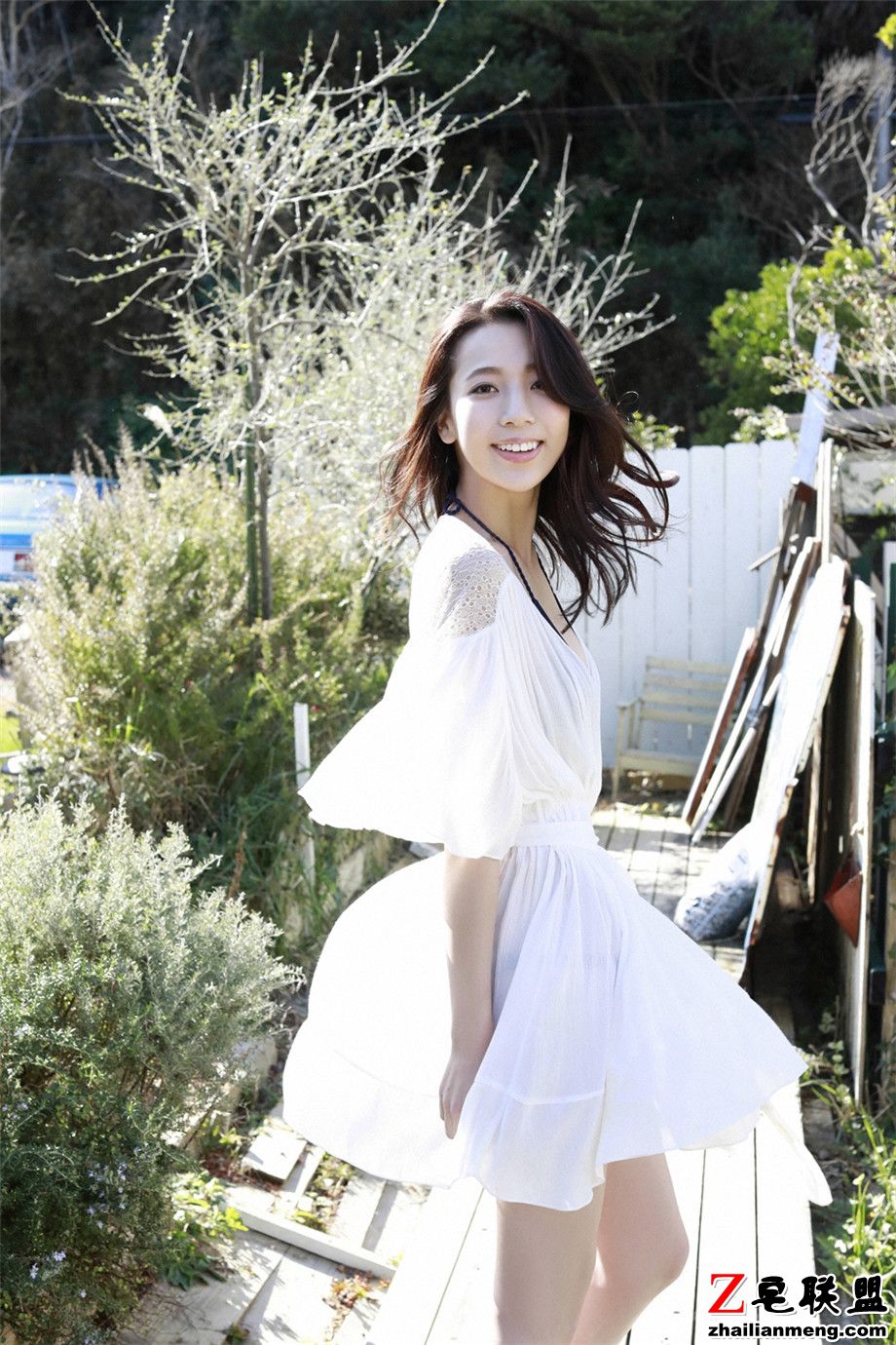 日本<a href=/e/tags/?tagname=%E6%80%A7%E6%84%9F target=_blank class=infotextkey>性感</a><a href=/e/tags/?tagname=%E7%BE%8E%E5%A5%B3 target=_blank class=infotextkey>美女</a>池冈星香作品摄影图片第1张