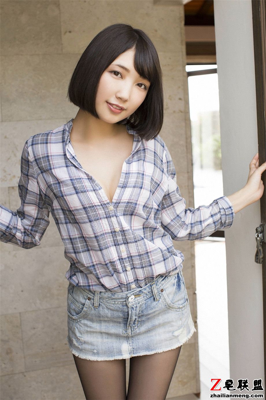 短发日本<a href=/e/tags/?tagname=%E9%BB%91%E4%B8%9D target=_blank class=infotextkey>黑丝</a><a href=/e/tags/?tagname=%E7%BE%8E%E5%A5%B3 target=_blank class=infotextkey>美女</a>霜月めあ大胆<a href=/e/tags/?tagname=%E5%86%99%E7%9C%9F target=_blank class=infotextkey>写真</a>集第1张