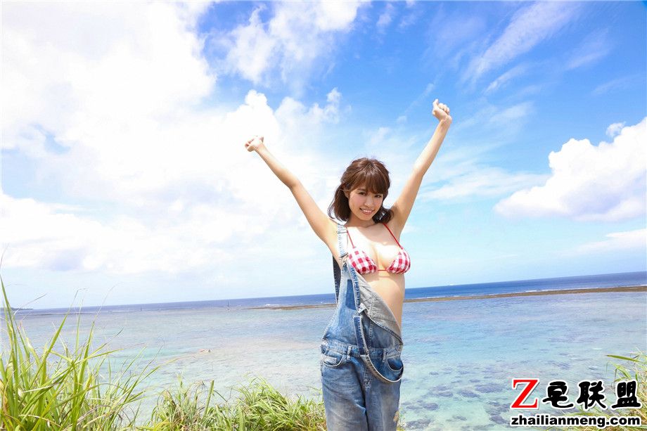 极品日本短发美女菜乃花图片第5张