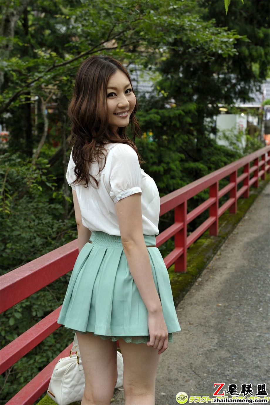 日本少妇<a href=/e/tags/?tagname=%E7%BE%8E%E5%A5%B3 target=_blank class=infotextkey>美女</a>辰巳唯好看外拍<a href=/e/tags/?tagname=%E5%86%99%E7%9C%9F target=_blank class=infotextkey>写真</a>集第1张