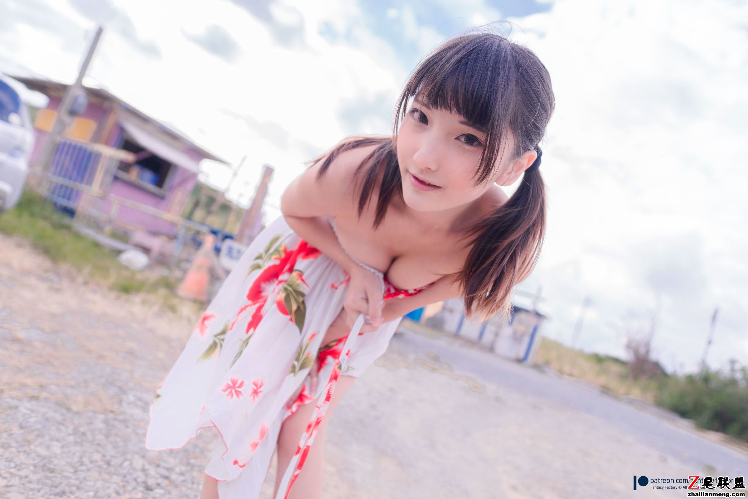 [COSER] 小丁Cosplay - 居家+沙滩+浴室 <a href=/e/tags/?tagname=%E5%86%99%E7%9C%9F%E5%A5%97%E5%9B%BE target=_blank class=infotextkey>写真套图</a>第2张