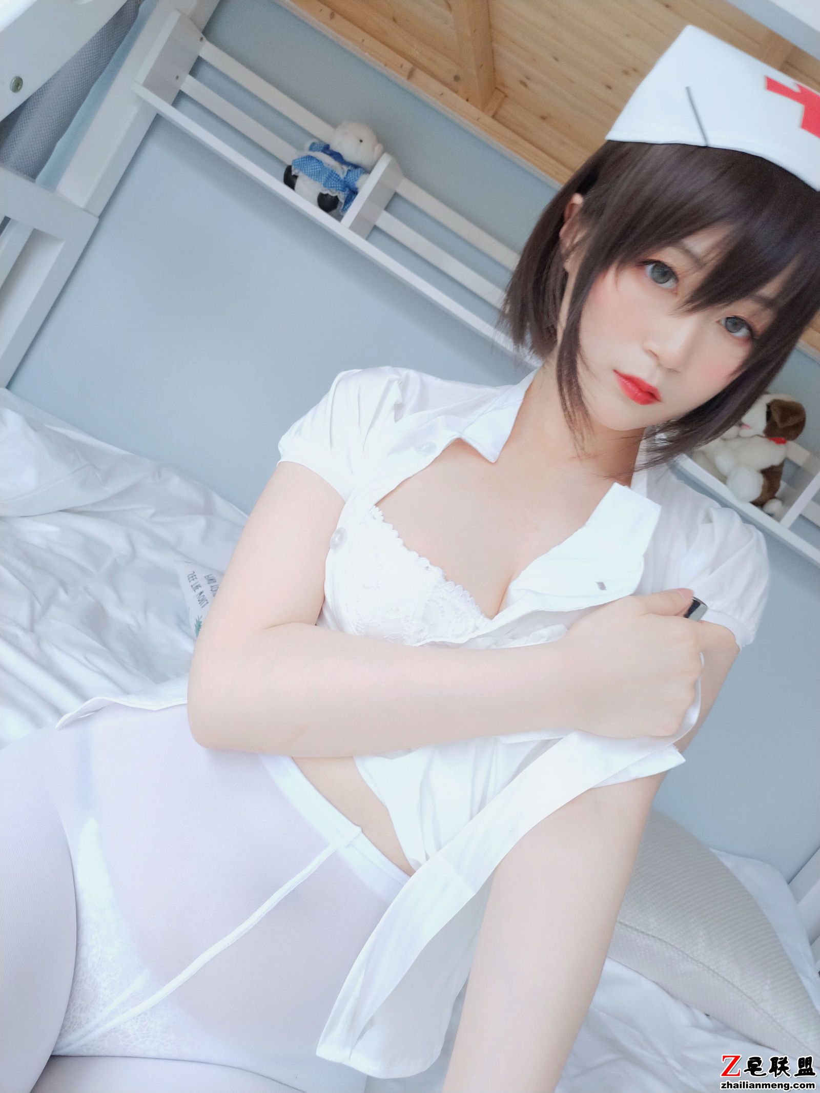[COSER美女] 白银 - 白丝小护士 写真套图第12张