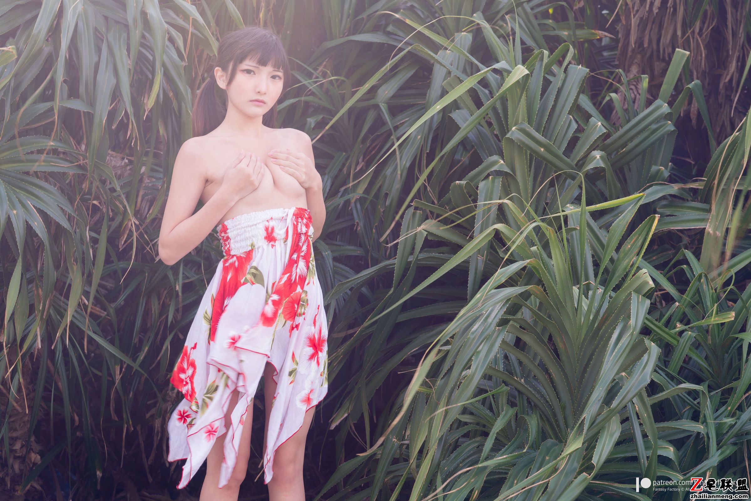 [COSER] 小丁Cosplay - 居家+沙滩+浴室 写真套图第5张