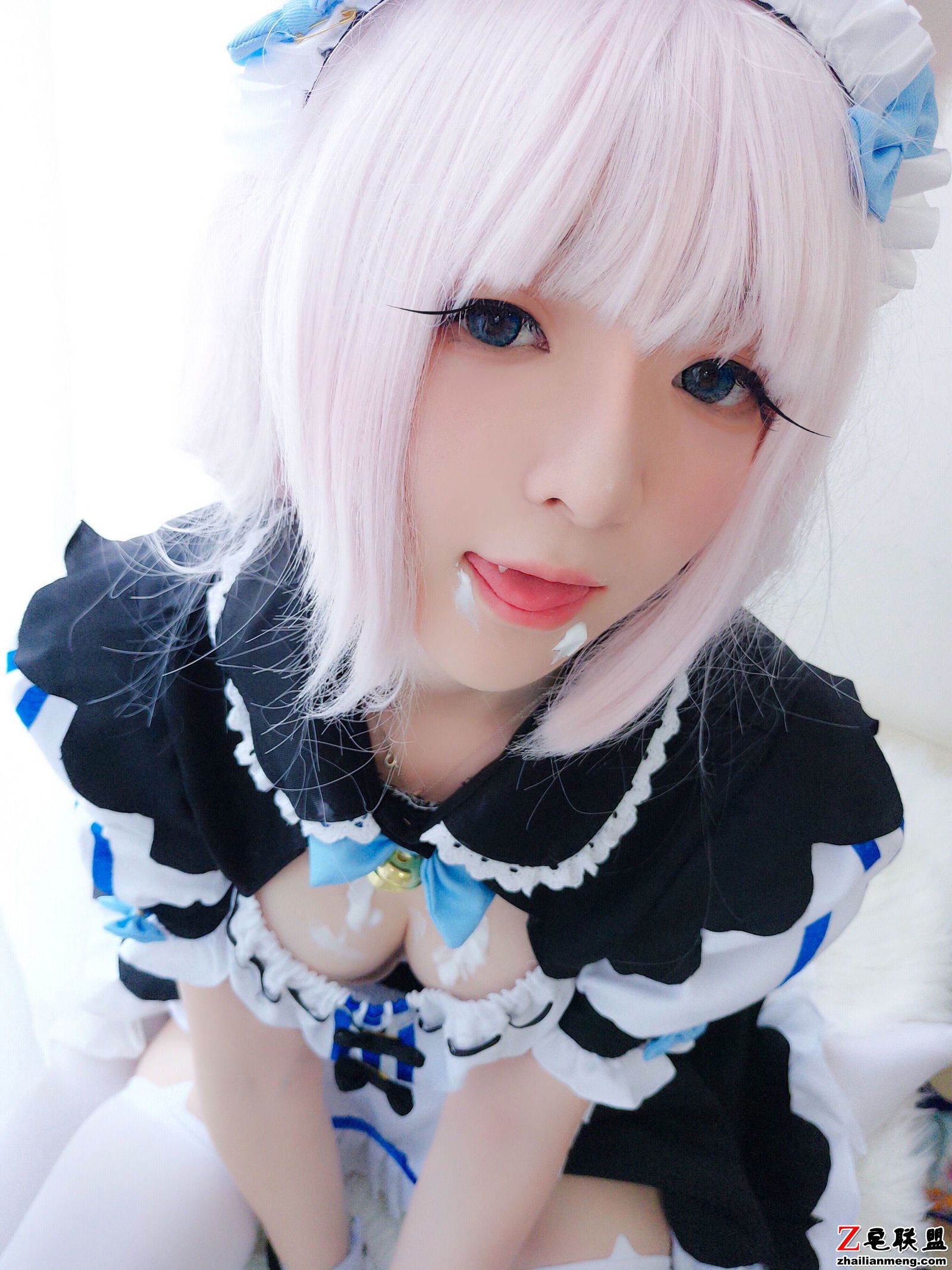 [Coser<a href=/e/tags/?tagname=%E7%BE%8E%E5%A5%B3 target=_blank class=infotextkey>美女</a>] 一小央泽 - 猫娘香子兰 <a href=/e/tags/?tagname=%E5%86%99%E7%9C%9F target=_blank class=infotextkey>写真</a>套图第1张