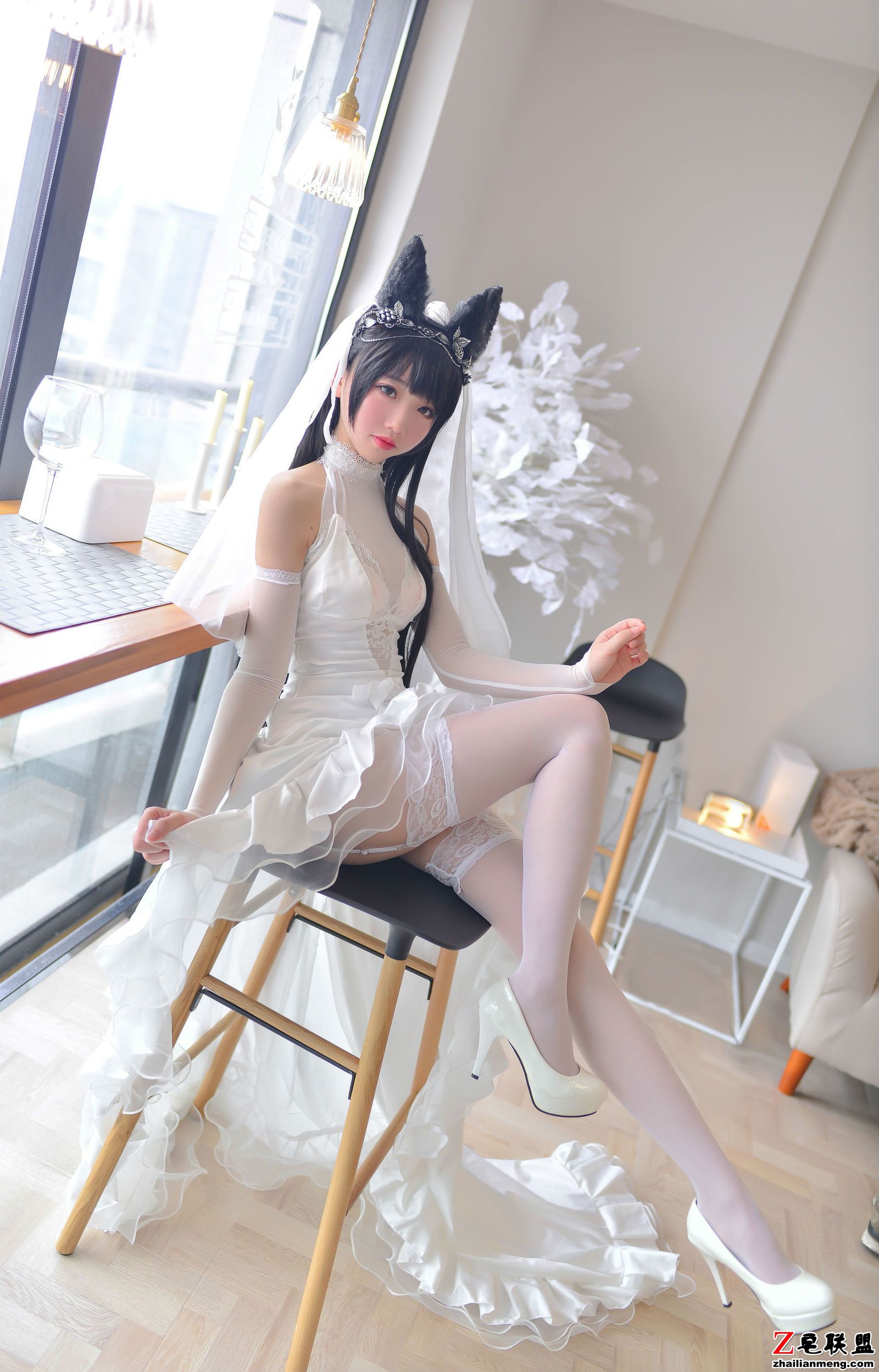 [COSER<a href=/e/tags/?tagname=%E7%BE%8E%E5%A5%B3 target=_blank class=infotextkey>美女</a>] 小姐姐雪琪 - 爱宕婚纱 <a href=/e/tags/?tagname=%E5%86%99%E7%9C%9F target=_blank class=infotextkey>写真</a>套图第1张