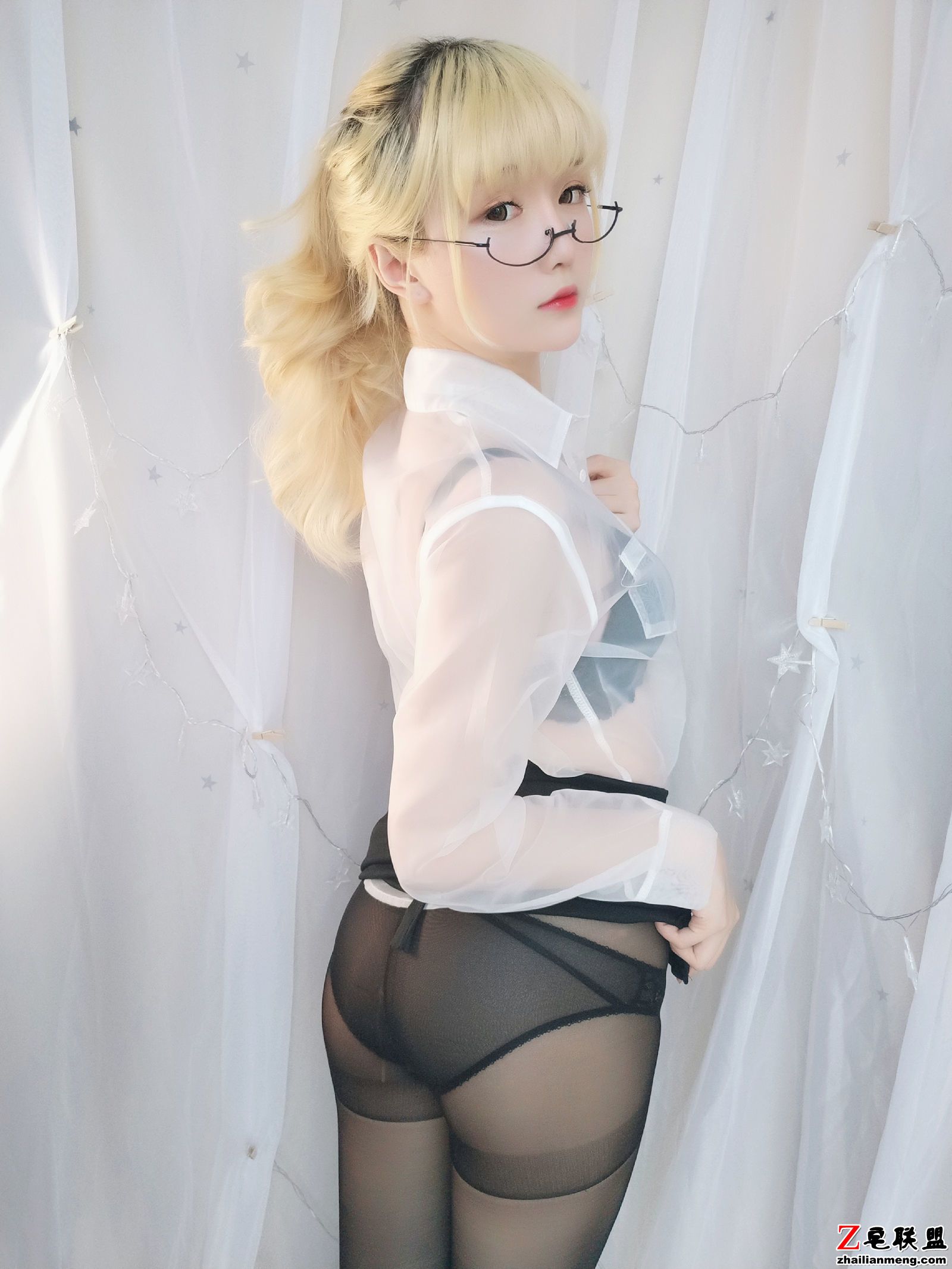 [COSER美女] 小姐姐星之迟迟 - 今晚加班包 写真套图第12张