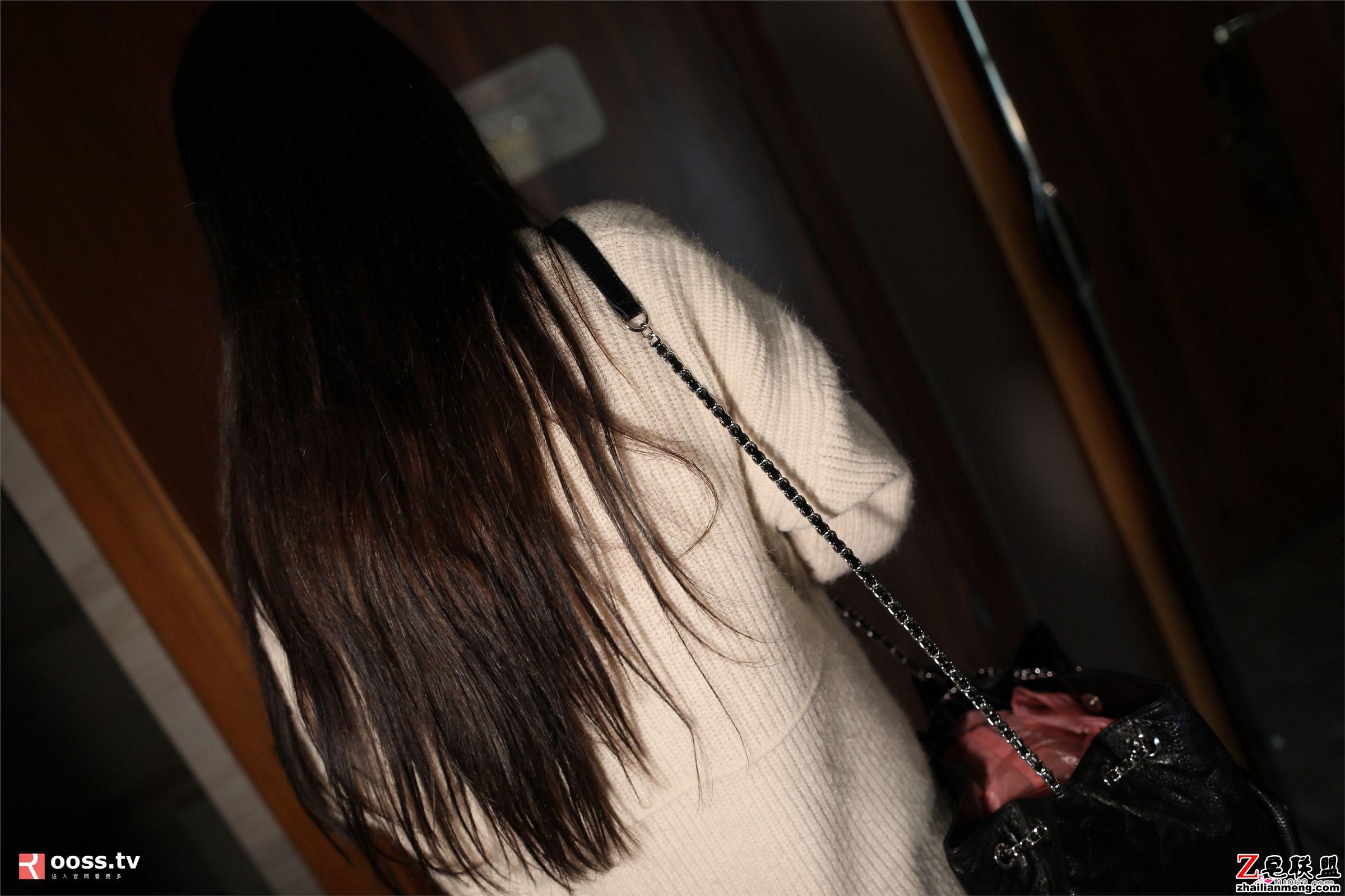 [<a href=/e/tags/?tagname=ROSI target=_blank class=infotextkey>ROSI</a><a href=/fuli/meinvtupian/ target=_blank class=infotextkey><a href=/e/tags/?tagname=%E7%BE%8E%E5%A5%B3 target=_blank class=infotextkey>美女</a>图片</a>]2019.12.06 NO.2923