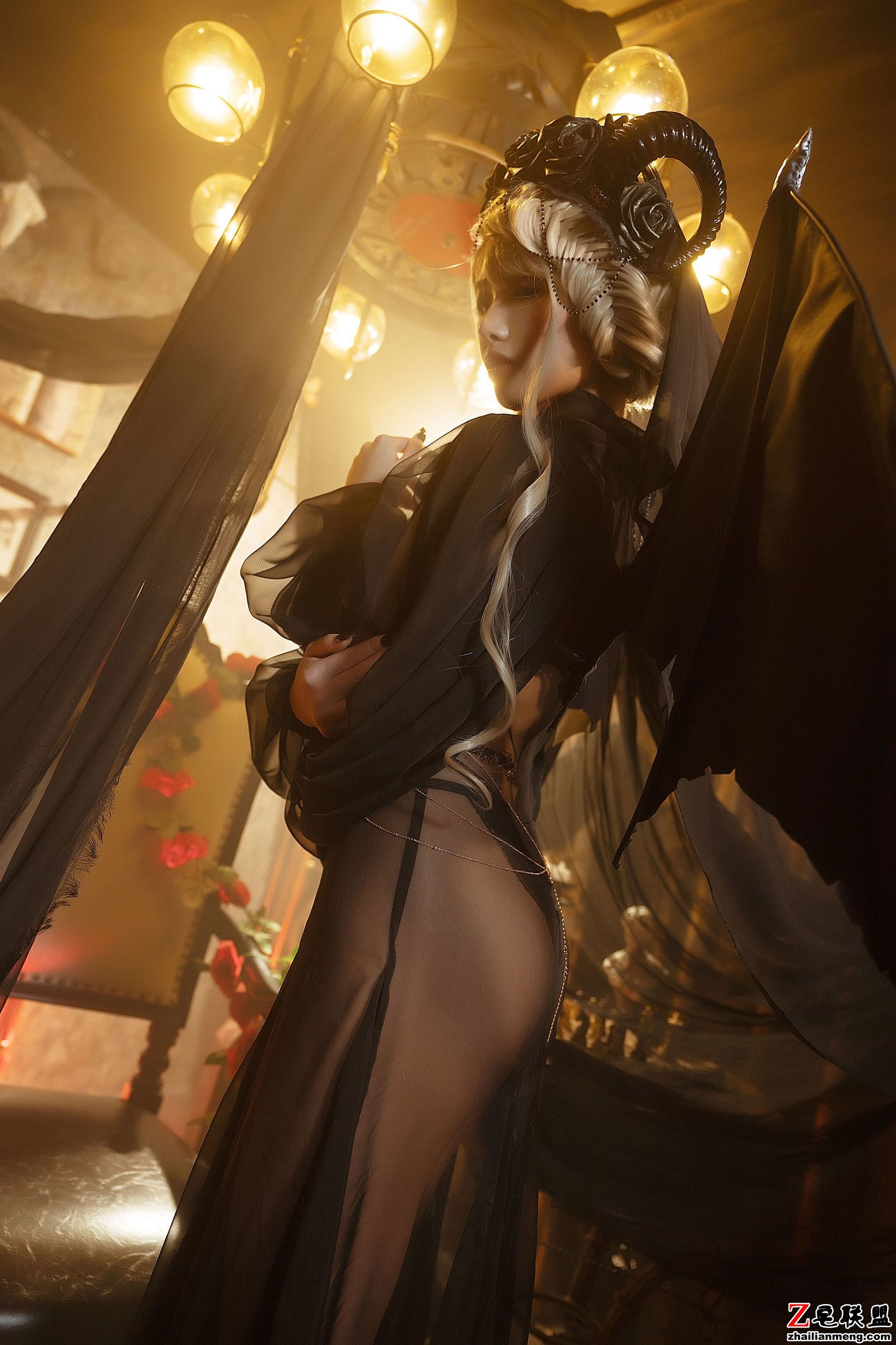 [CosPlay美女] 动漫博主雯妹 - 魅魔 gothic devil 写真套图第4张