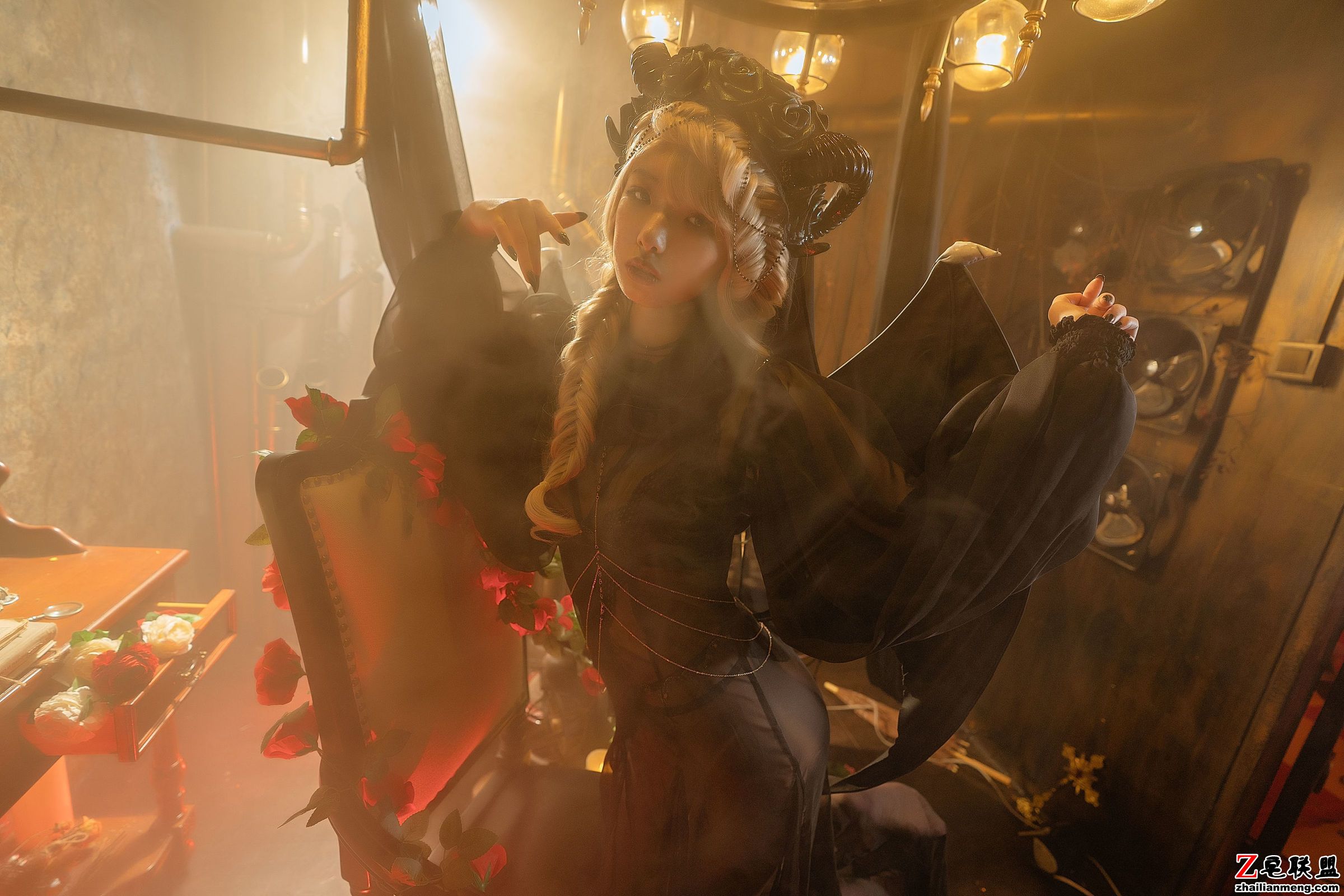 [CosPlay美女] 动漫博主雯妹 - 魅魔 gothic devil 写真套图第10张