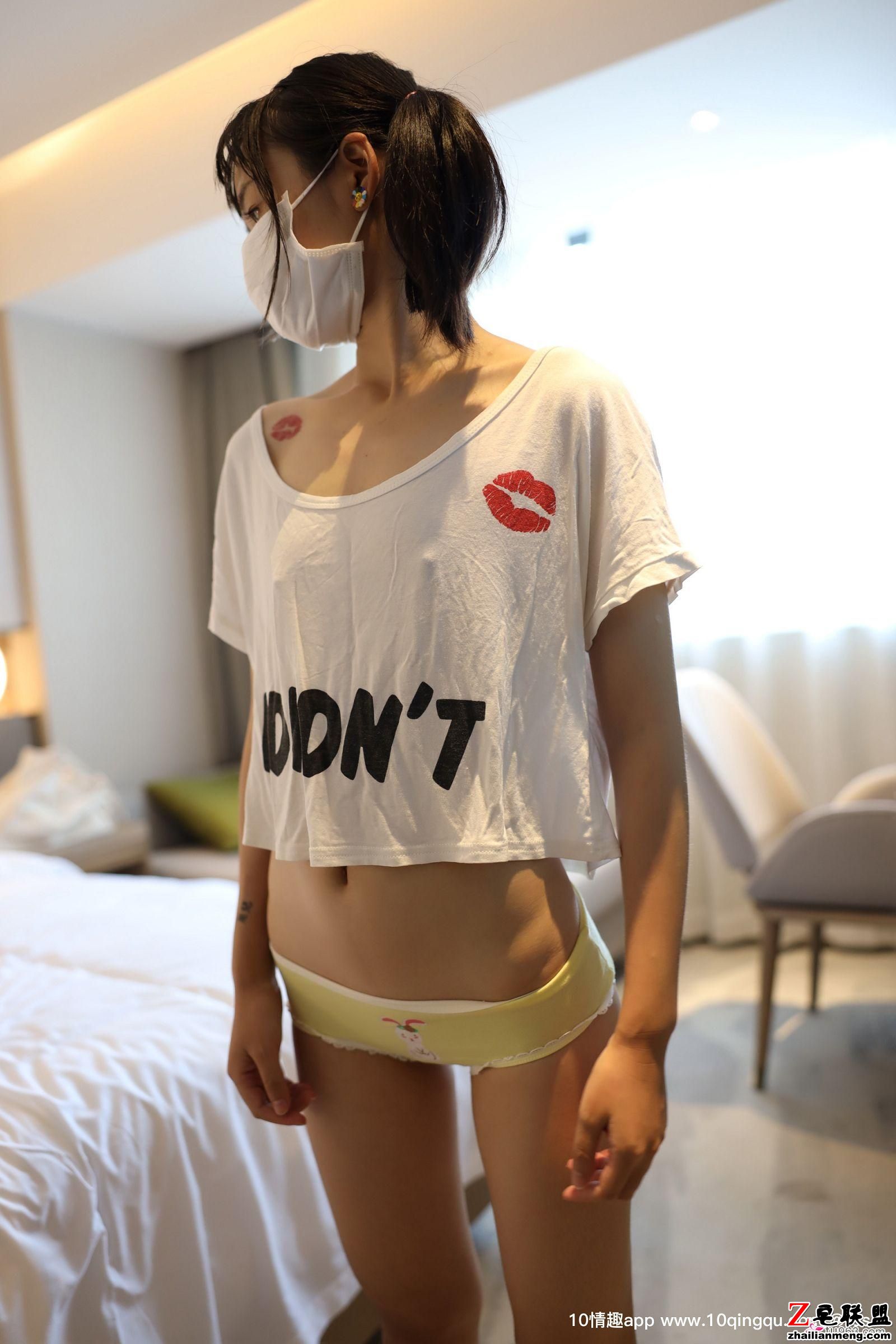 [ROSI美女图片]口罩系列 2019.12.04 NO.1270