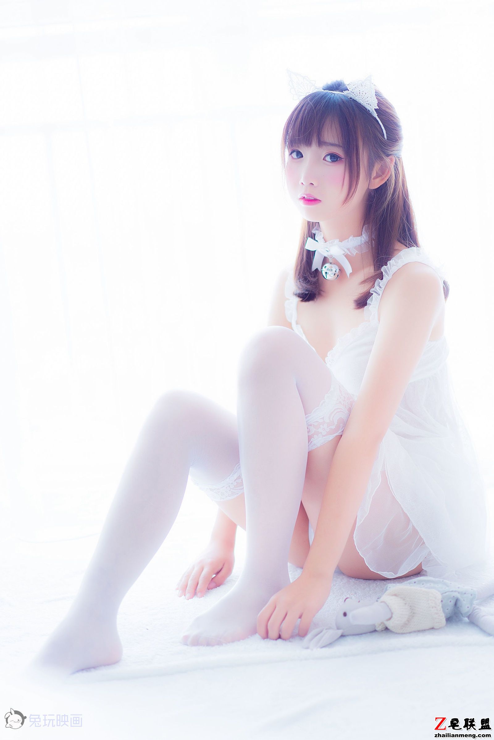 [CosPlay美女] 面饼仙儿 - 吊带睡衣 写真套图第9张