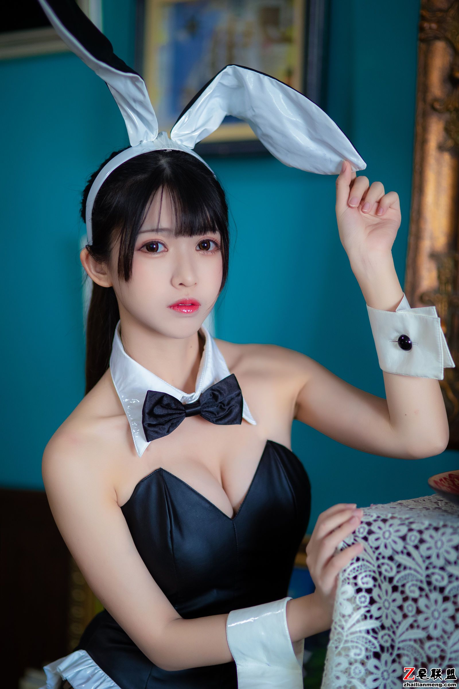 [CosPlay美女] 鳗鱼霏儿 - 加藤惠 兔女郎 写真套图第4张