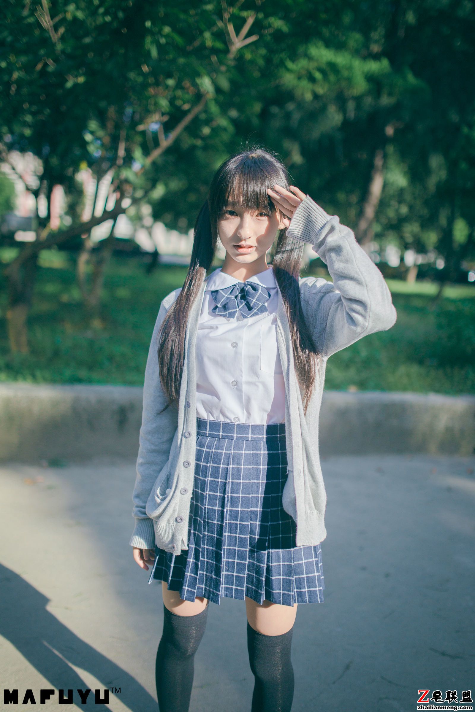 [CosPlay美女] 萝莉神楽坂真冬 - 阳光校服系列 <a href=/e/tags/?tagname=%E5%86%99%E7%9C%9F%E5%A5%97%E5%9B%BE target=_blank class=infotextkey>写真套图</a>第2张