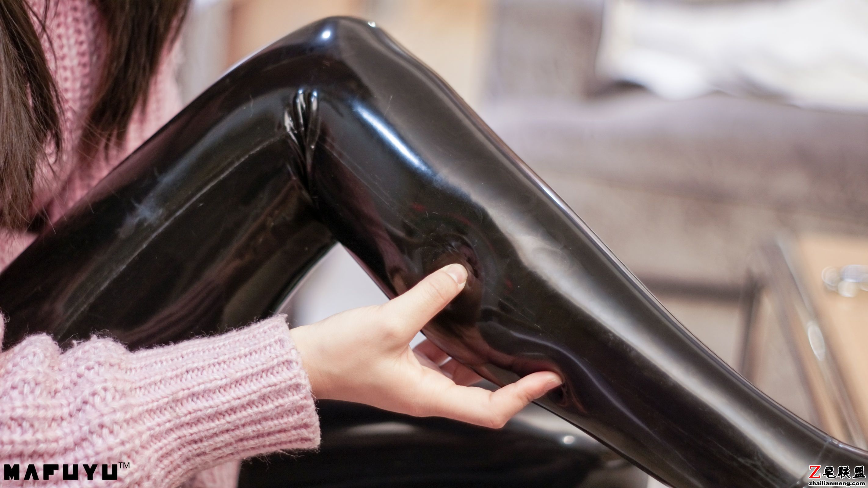 [CosPlay美女] 神楽坂真冬 - 胶袜系列系列 写真套图第4张