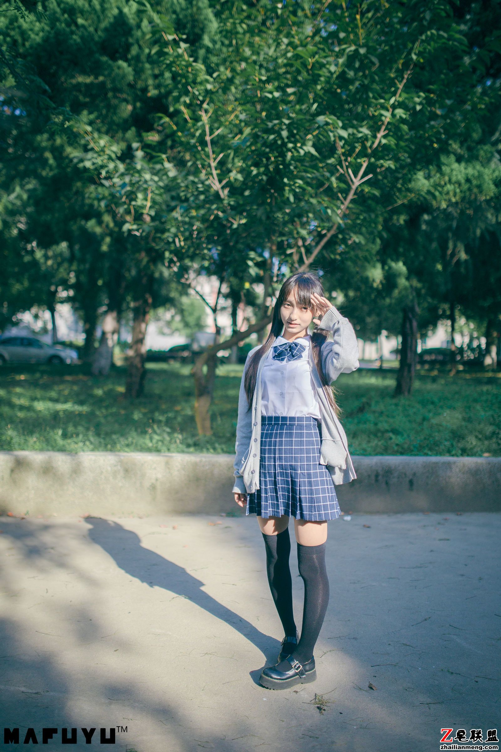 [CosPlay美女] 萝莉神楽坂真冬 - 阳光校服系列 写真套图第3张