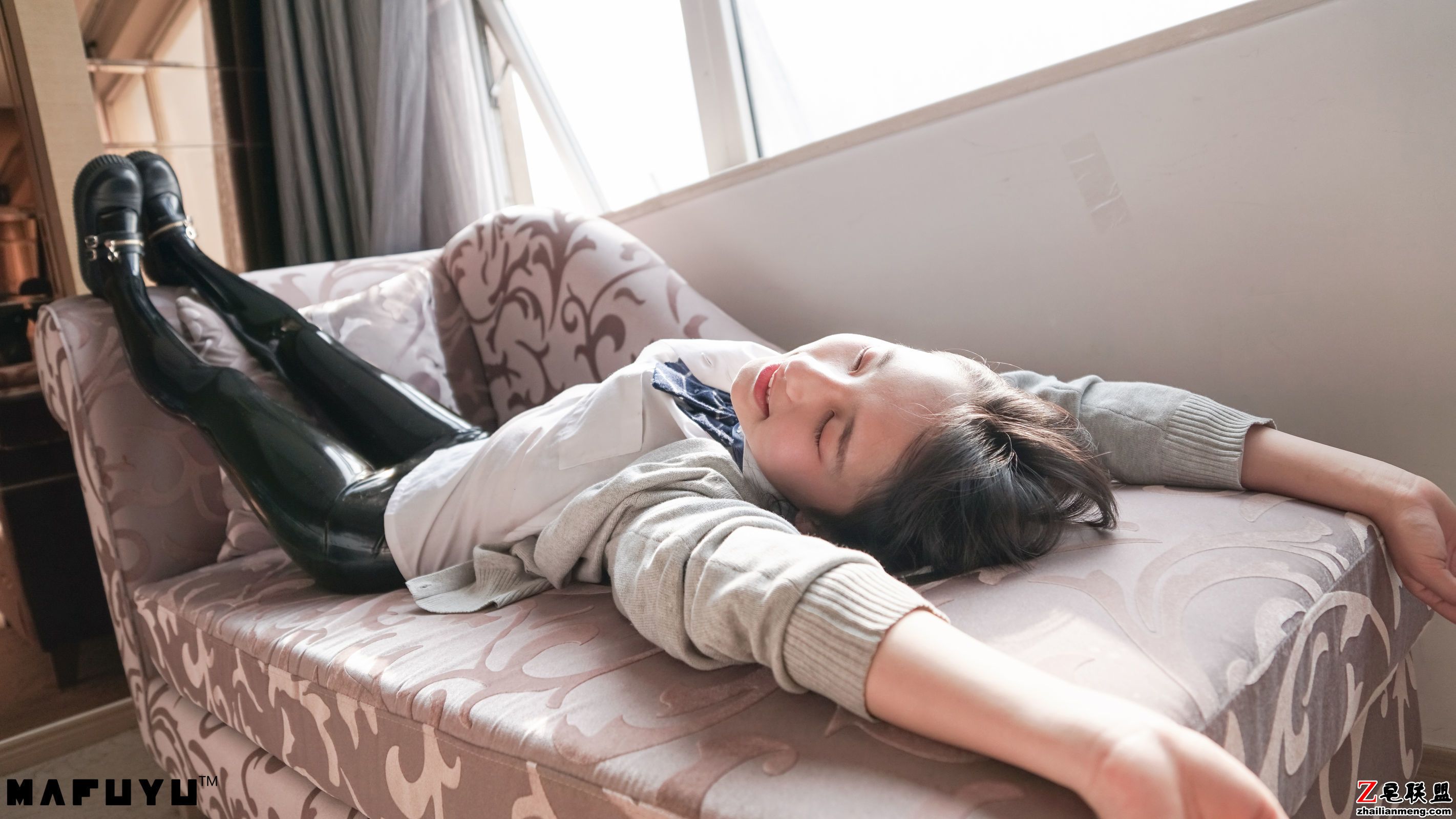 [CosPlay美女] 神楽坂真冬 - 胶袜系列系列 写真套图第15张