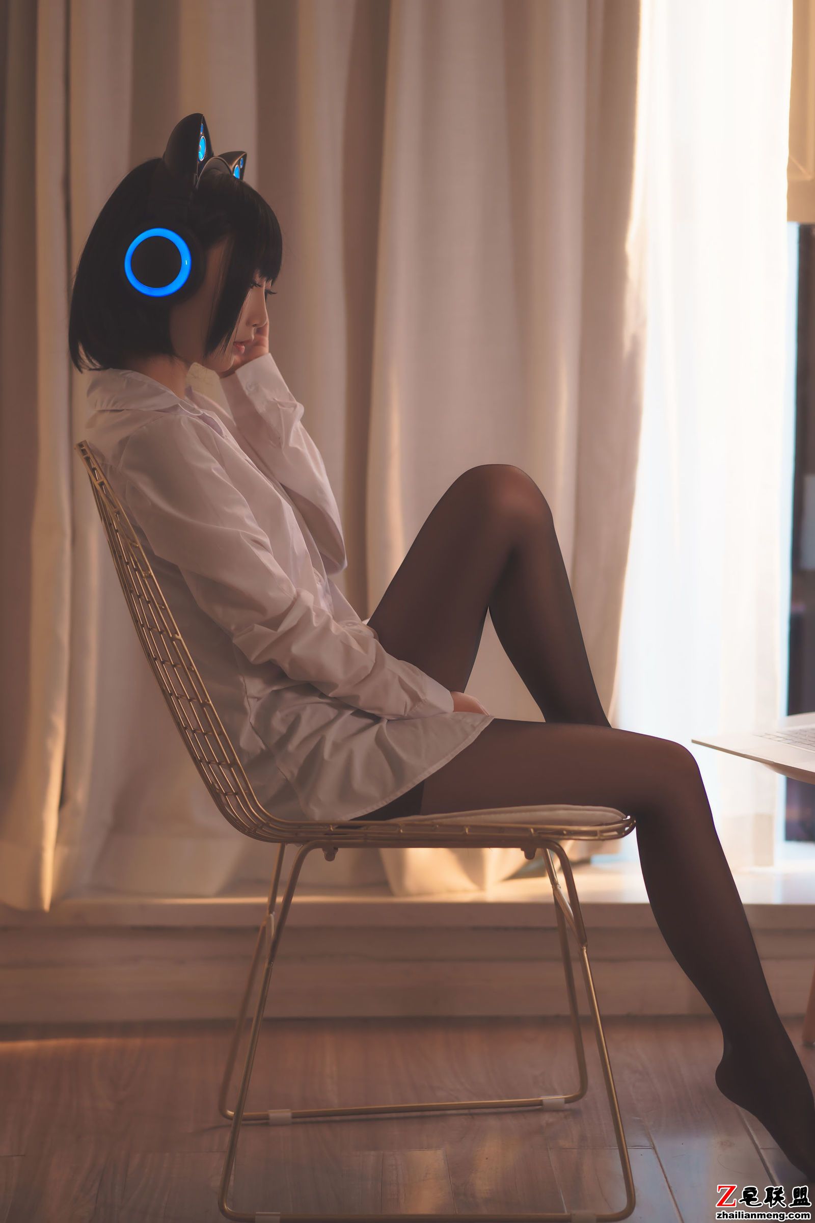 [CosPlay美女] 面饼仙儿 - 猫耳耳机 <a href=/e/tags/?tagname=%E5%86%99%E7%9C%9F%E5%A5%97%E5%9B%BE target=_blank class=infotextkey>写真套图</a>第2张