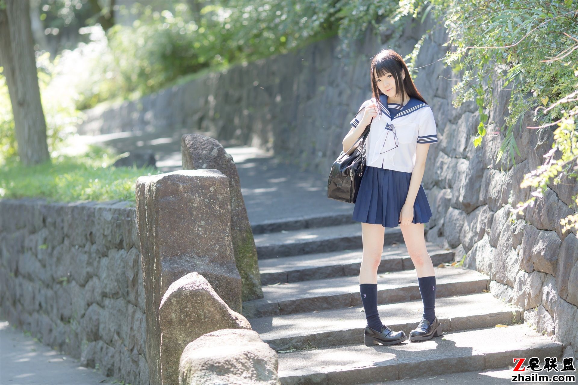 [まきろん。] 君夏 - 君と僕の夏休み 制服第2张