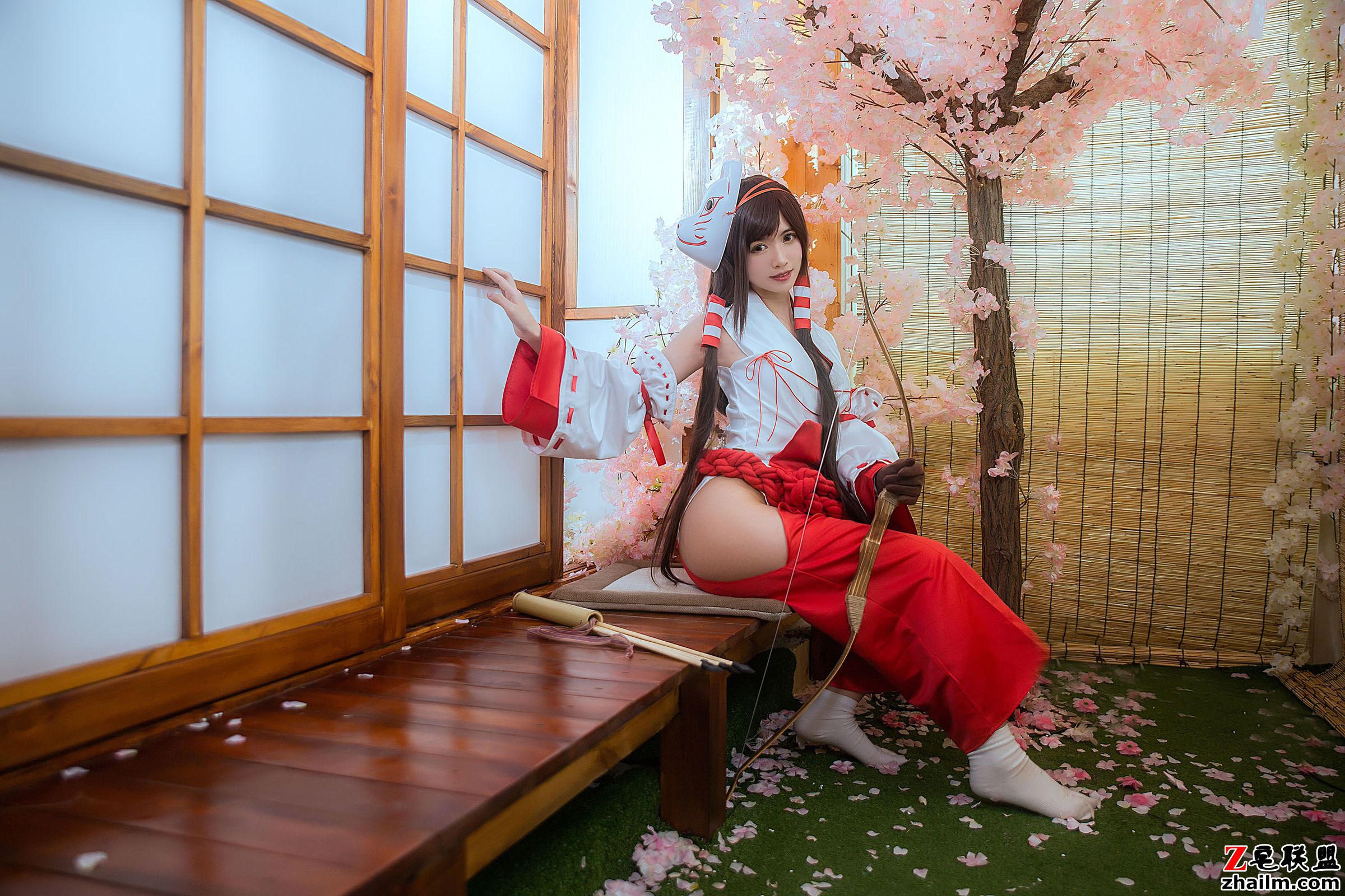 [CosPlay美女] 鳗鱼霏儿 - 巫女 <a href=/e/tags/?tagname=%E5%86%99%E7%9C%9F%E5%A5%97%E5%9B%BE target=_blank class=infotextkey>写真套图</a>第2张