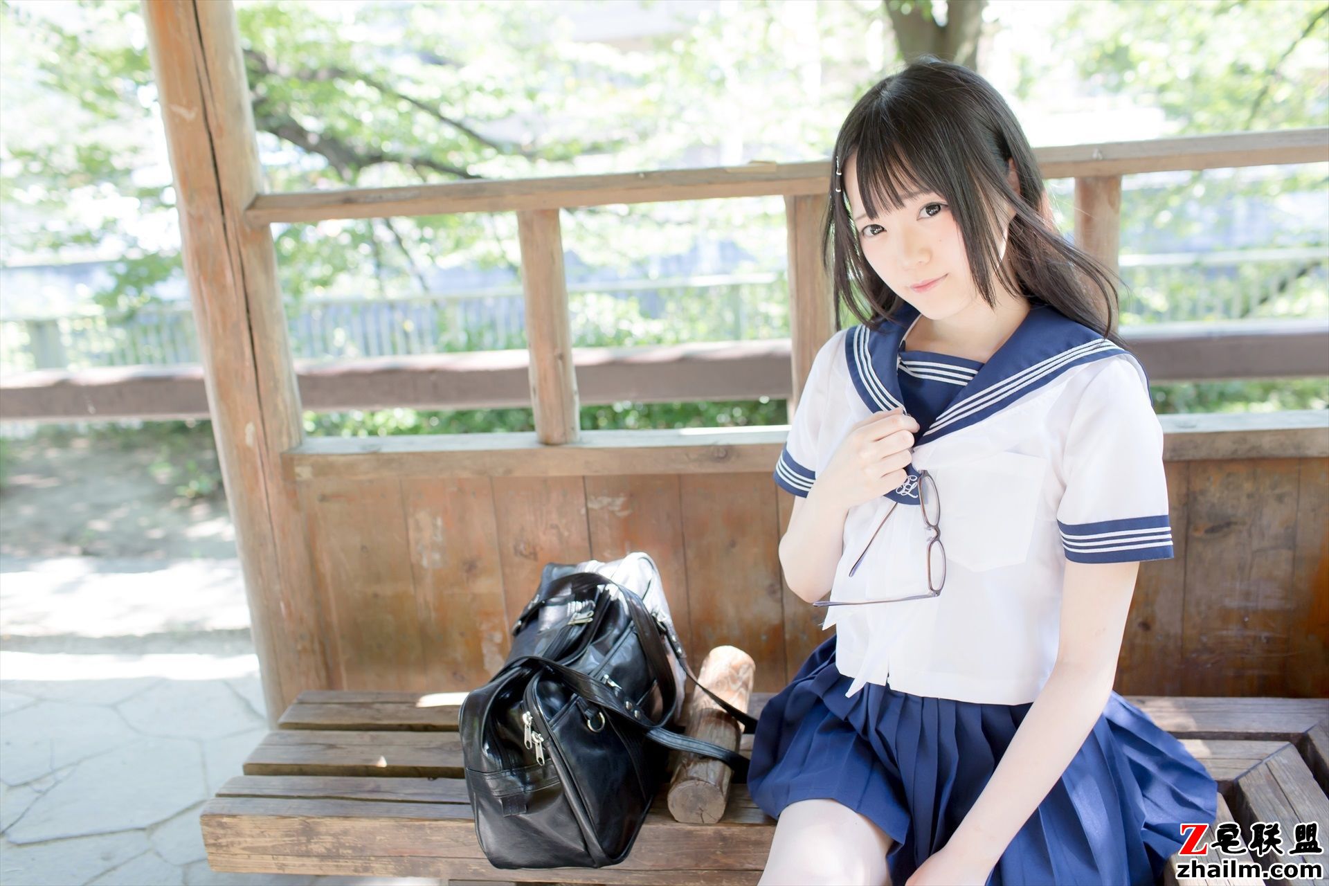 [まきろん。] 君夏 - 君と僕の夏休み 制服第11张