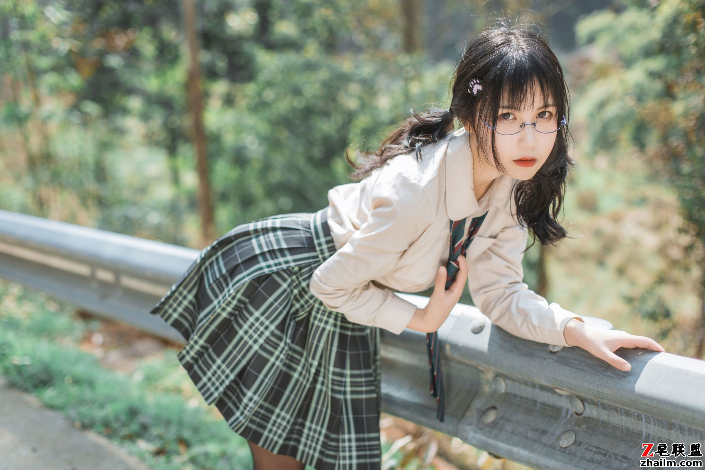 [COSER美女] 逐月su - 乡间小路 写真套图第5张