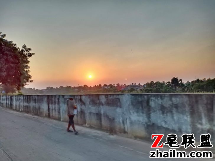 562000012571301.jpg 562000012571301.jpg