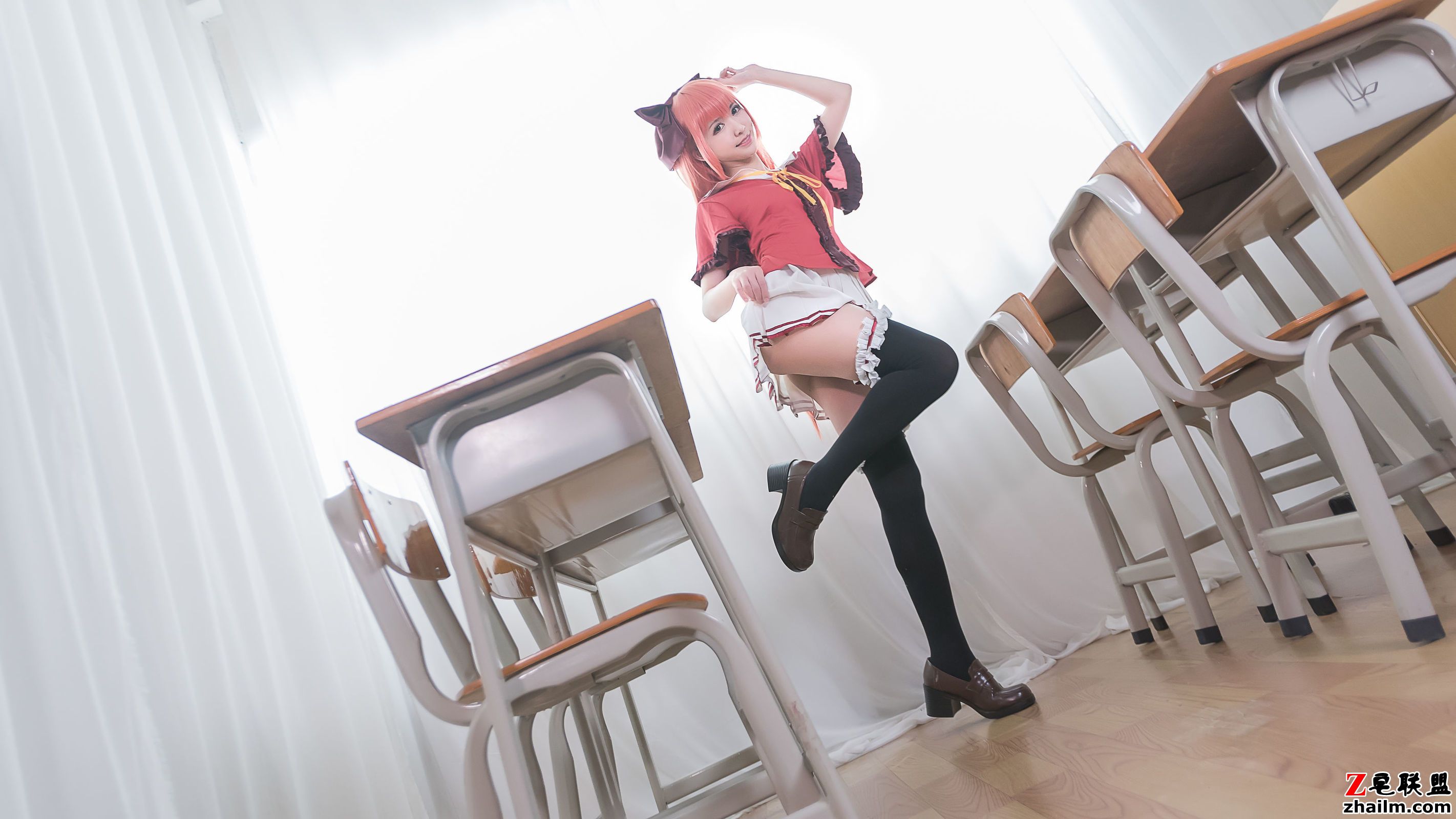 [CosPlay美女] 鳗鱼霏儿 - 红发魔女 <a href=/e/tags/?tagname=%E5%86%99%E7%9C%9F%E5%A5%97%E5%9B%BE target=_blank class=infotextkey>写真套图</a>第2张