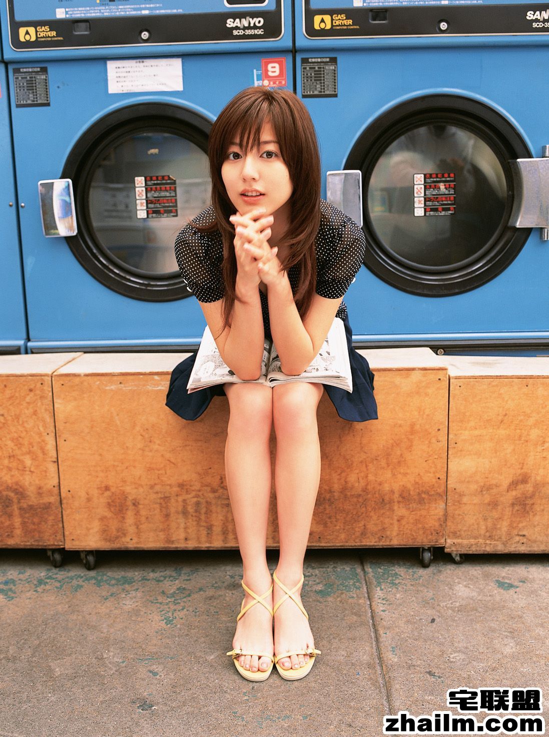 <a href=/e/tags/?tagname=%E6%B8%85%E7%BA%AF target=_blank class=infotextkey>清纯</a>日本<a href=/e/tags/?tagname=%E7%BE%8E%E5%A5%B3 target=_blank class=infotextkey>美女</a>杉本有美洗衣房高清<a href=/e/tags/?tagname=%E5%86%99%E7%9C%9F target=_blank class=infotextkey>写真</a>图片第1张