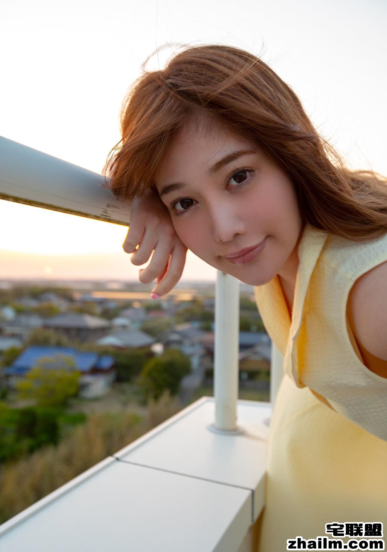 日本<a href=/e/tags/?tagname=%E6%9E%81%E5%93%81 target=_blank class=infotextkey>极品</a>大奶<a href=/e/tags/?tagname=%E7%BE%8E%E5%A5%B3 target=_blank class=infotextkey>美女</a>益坂美亜<a href=/e/tags/?tagname=%E8%AF%B1%E6%83%91 target=_blank class=infotextkey>诱惑</a>旅拍<a href=/e/tags/?tagname=%E5%86%99%E7%9C%9F target=_blank class=infotextkey>写真</a>图片第1张