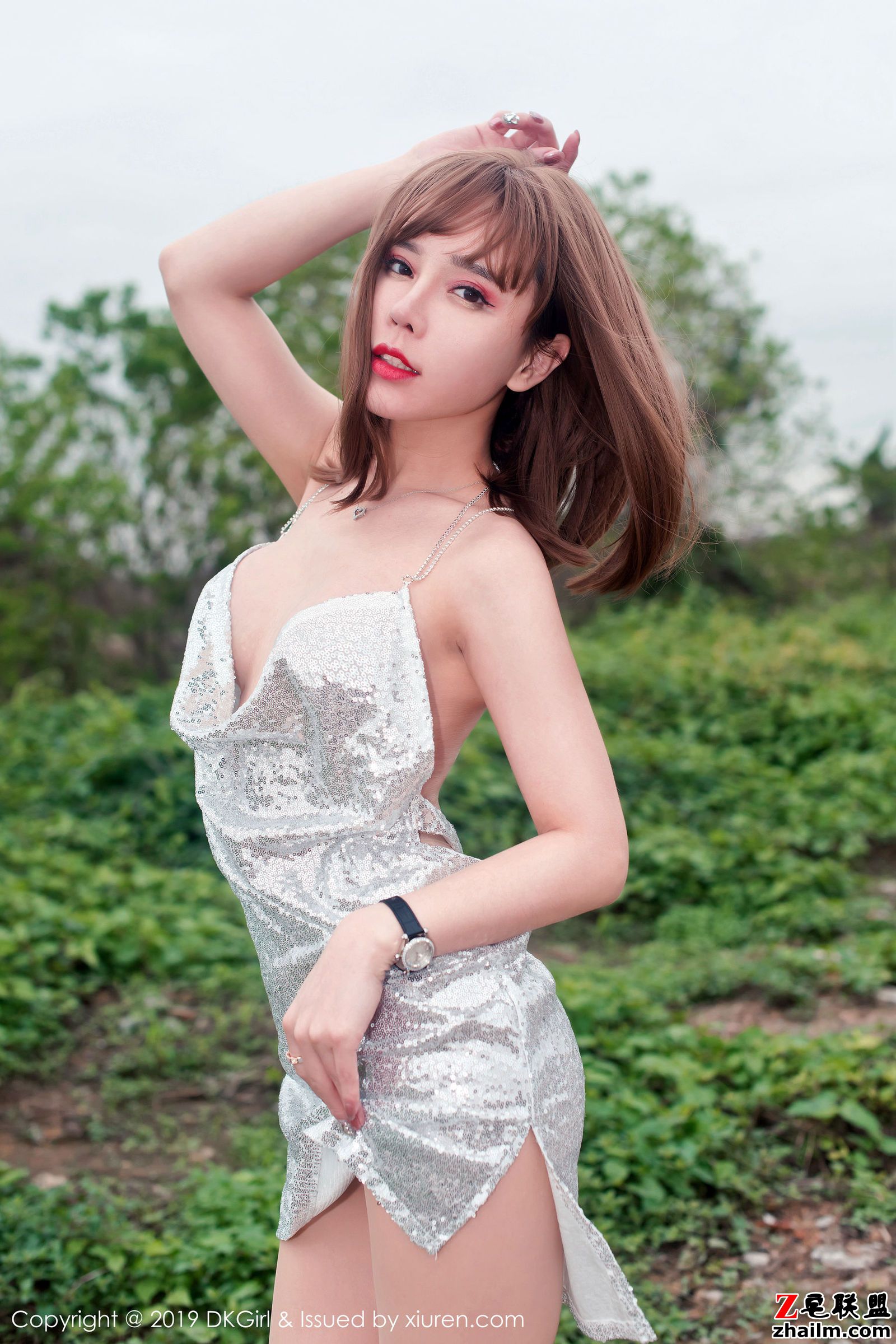 [DKGirl御女郎] Vol.120 艾小青 - 户外露天拍摄系列，真空演绎第6张