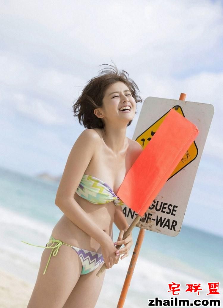 性感日本女优美女铃木千奈诱惑海边写真第5张