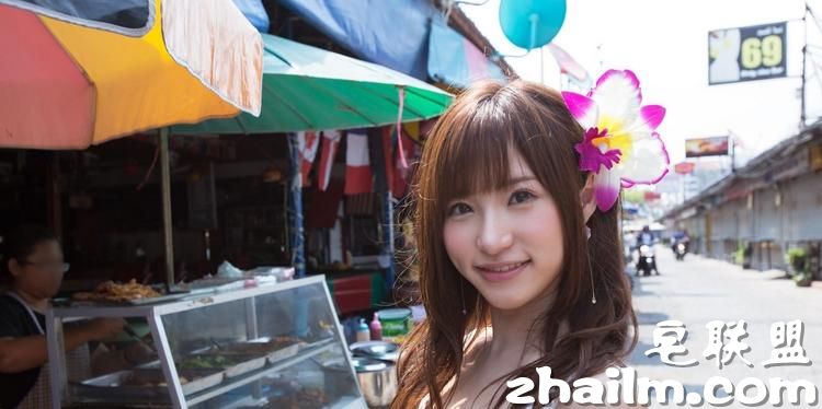 日本童颜巨乳小姐姐短裙黑丝美腿卖萌户外摄影写真图片第5张