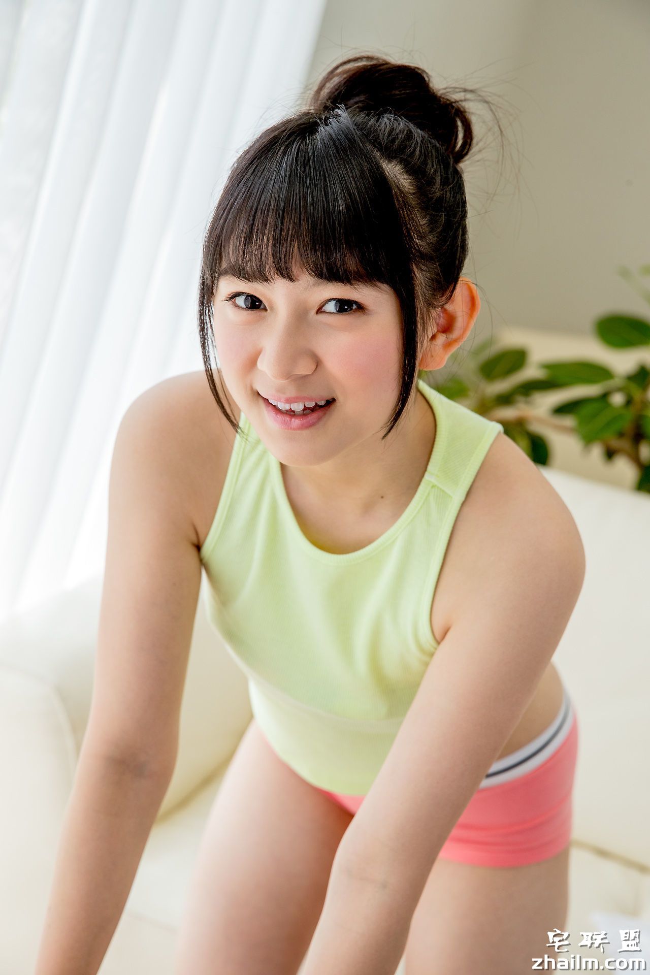 <a href=/e/tags/?tagname=%E6%B8%85%E7%BA%AF target=_blank class=infotextkey>清纯</a>日本萝莉<a href=/e/tags/?tagname=%E7%BE%8E%E5%A5%B3 target=_blank class=infotextkey>美女</a>河村みるく气质活力<a href=/e/tags/?tagname=%E5%86%99%E7%9C%9F target=_blank class=infotextkey>写真</a>图片第1张