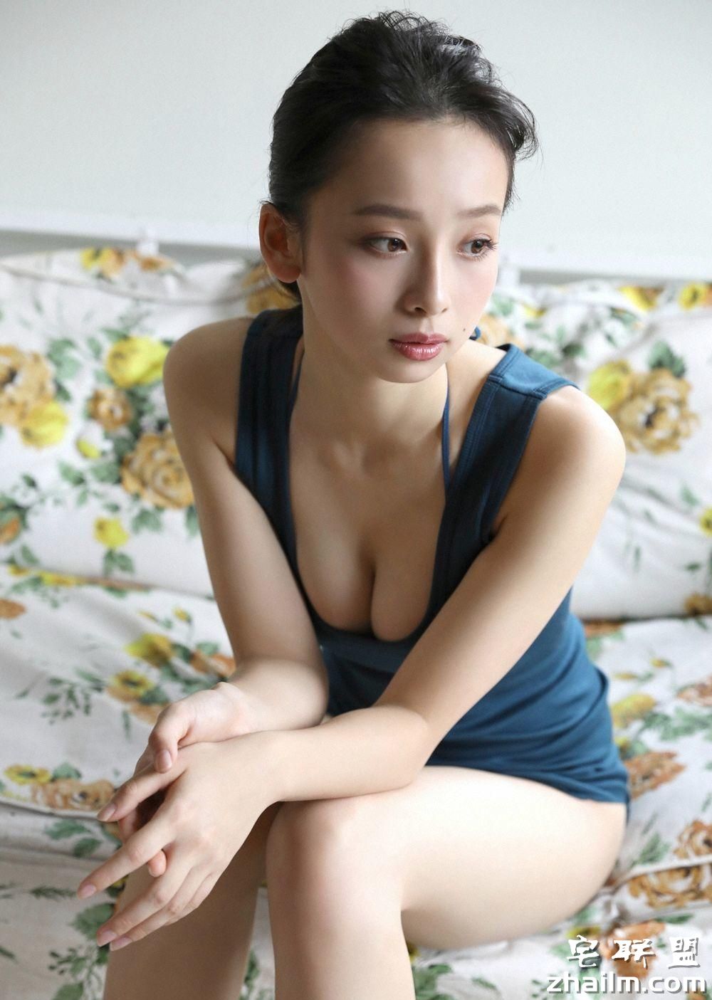 极品日本小美女华村飞鸟优美身材呆萌唯美写真图片第3张