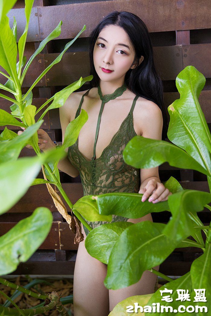 长发白皙<a href=/e/tags/?tagname=%E5%A5%B3%E7%A5%9E target=_blank class=infotextkey>女神</a>小热巴娇嫩玉体湿身<a href=/e/tags/?tagname=%E8%AF%B1%E6%83%91 target=_blank class=infotextkey>诱惑</a>